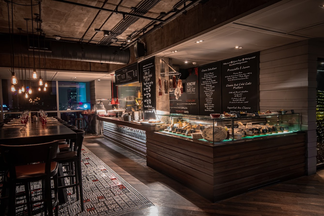 Scarlett Wine Bar and Restaurant