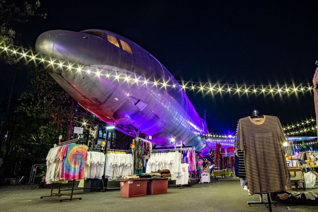 Chang Chui Plane Night Market